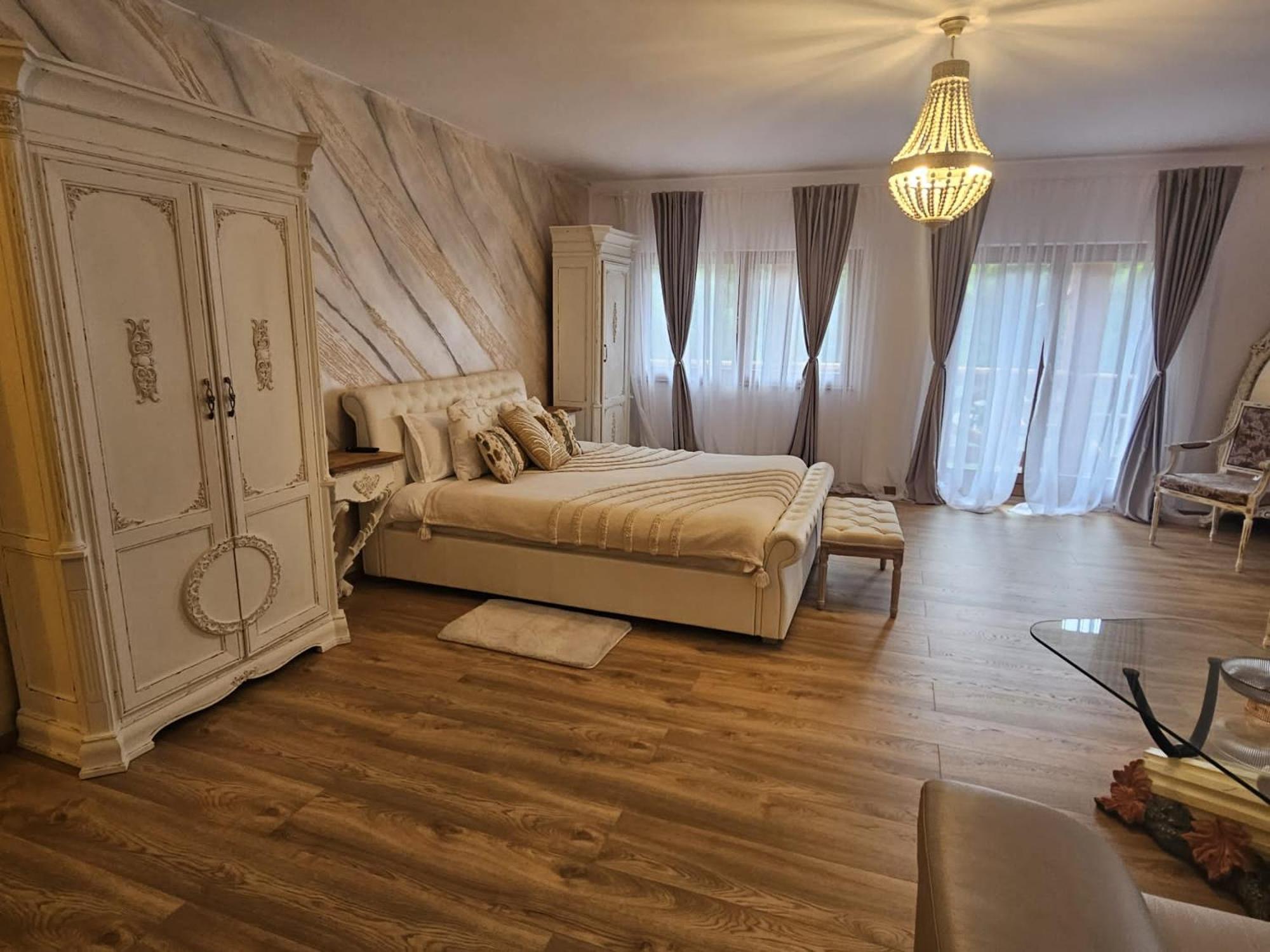 Conacul Radacinilor Hotel Petrosani Bagian luar foto