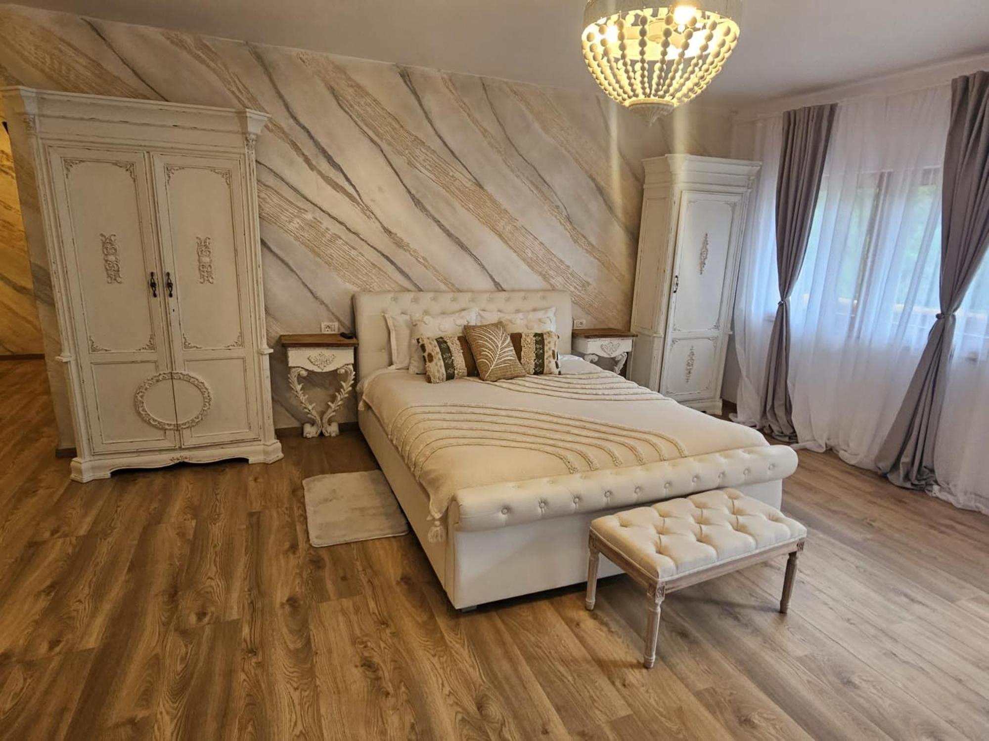 Conacul Radacinilor Hotel Petrosani Bagian luar foto